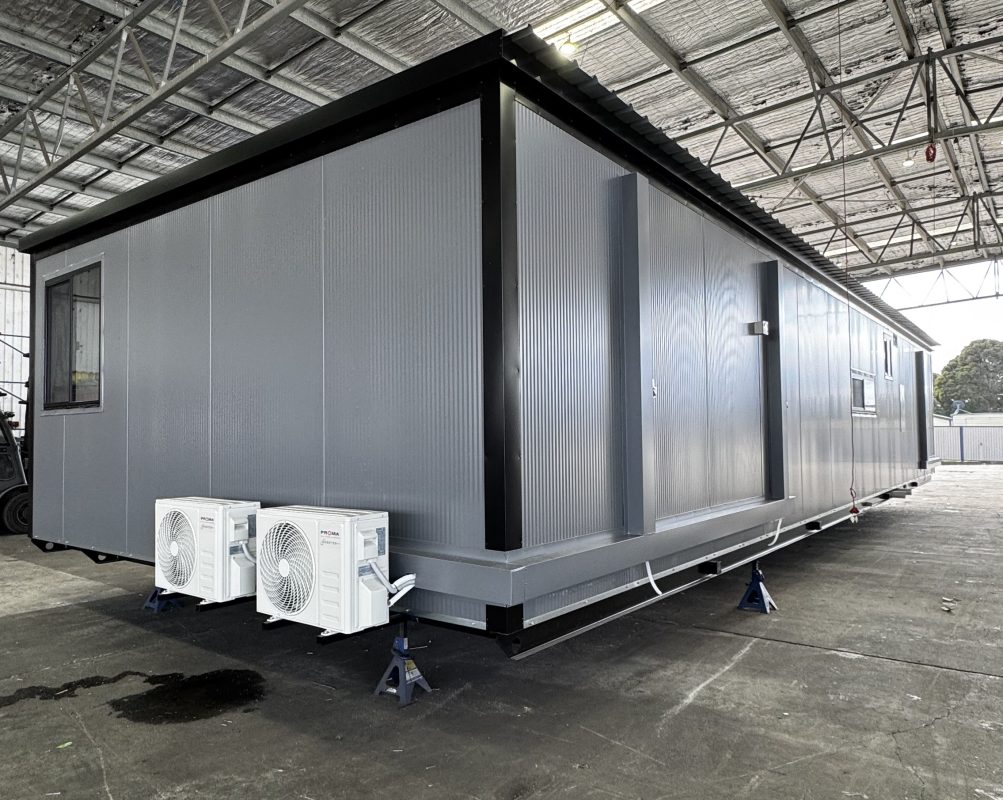 Delta External Cabin Photo 4